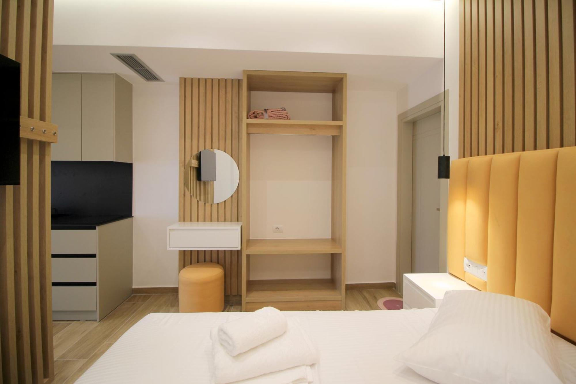 Alis Apartments Саранда Екстер'єр фото