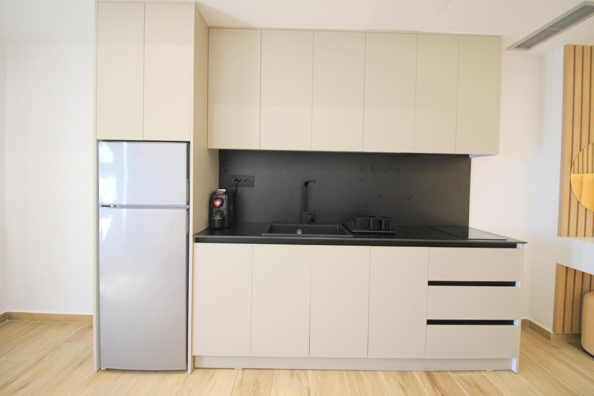 Alis Apartments Саранда Екстер'єр фото