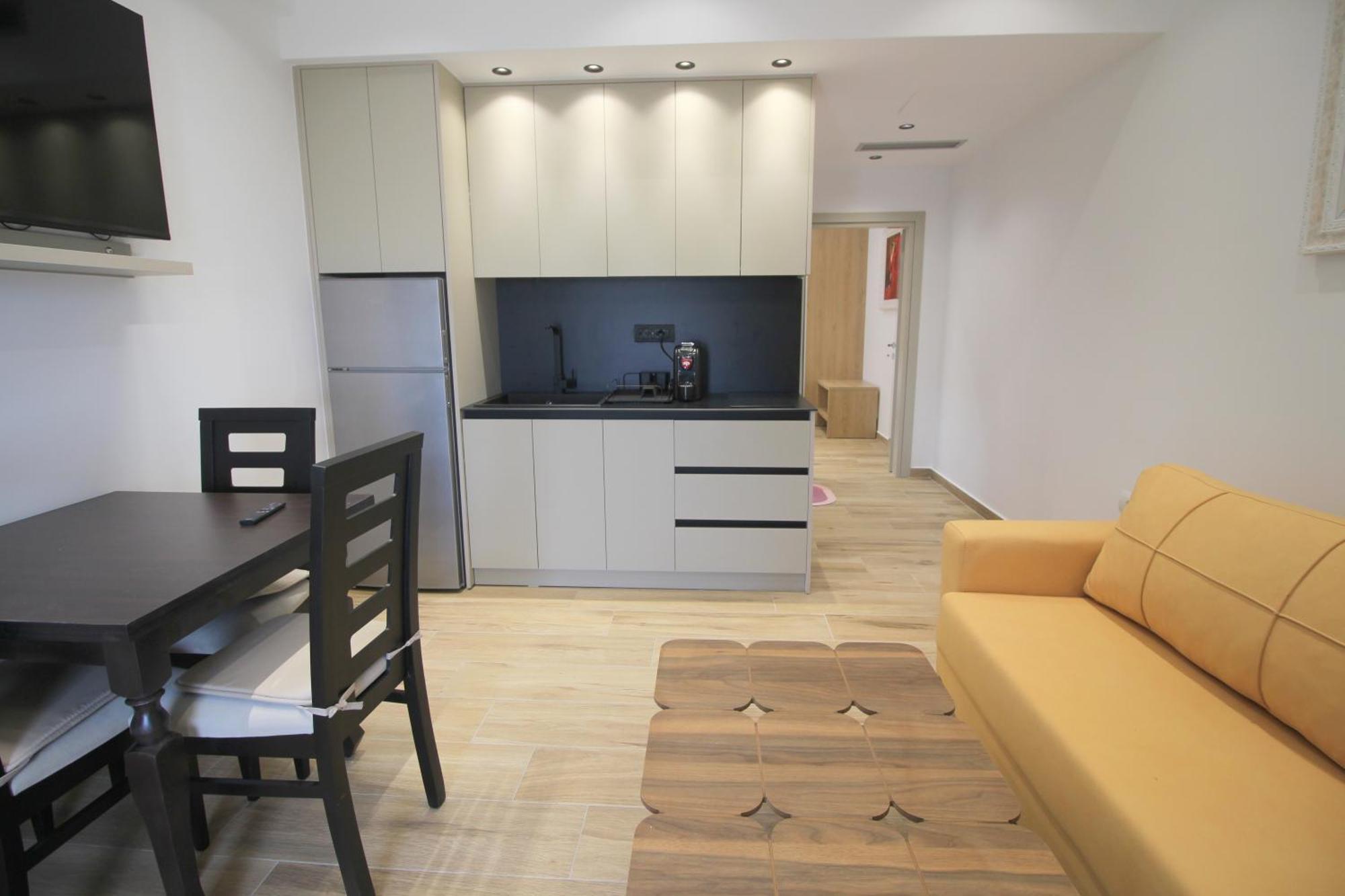 Alis Apartments Саранда Екстер'єр фото