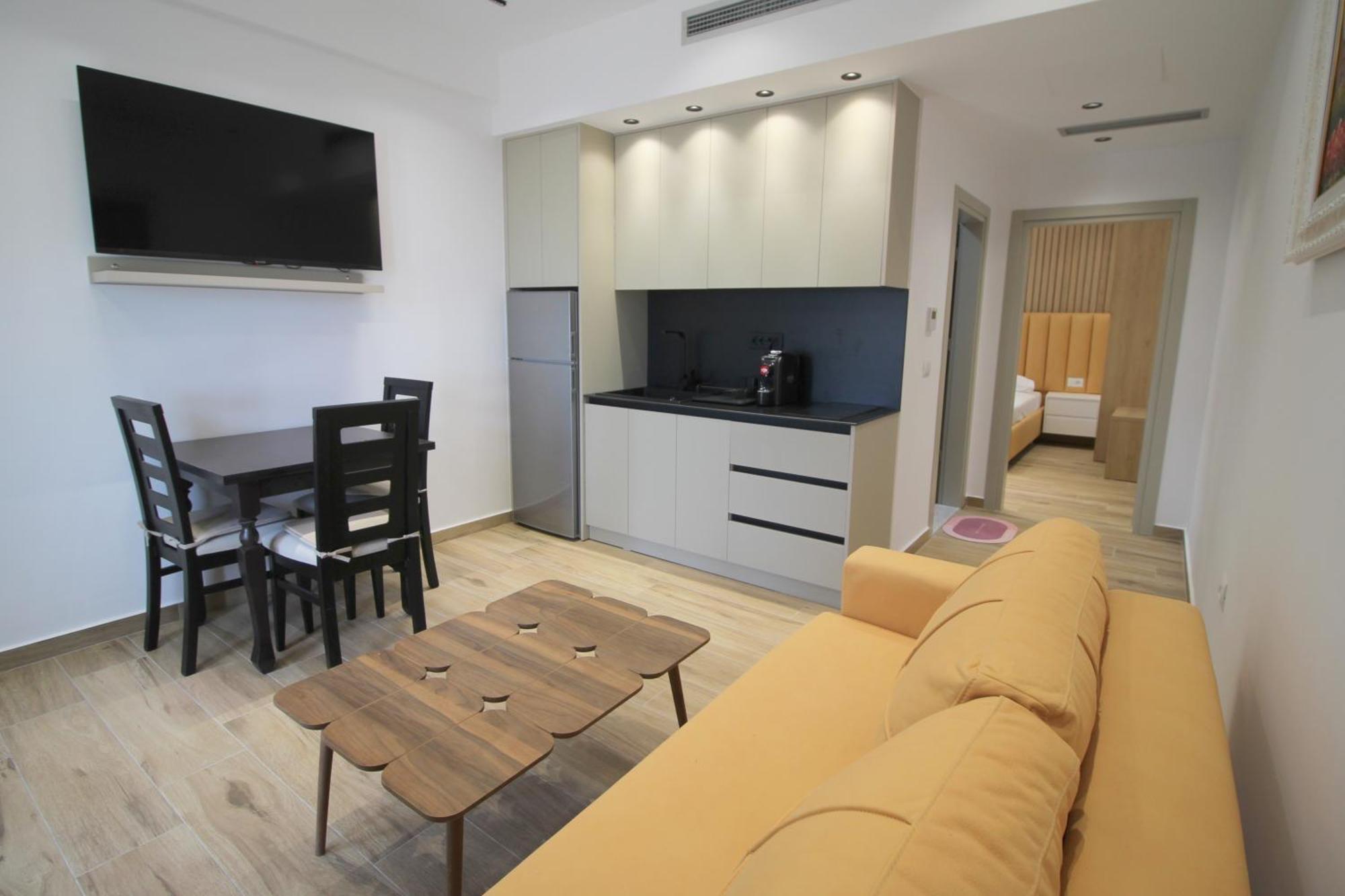 Alis Apartments Саранда Екстер'єр фото