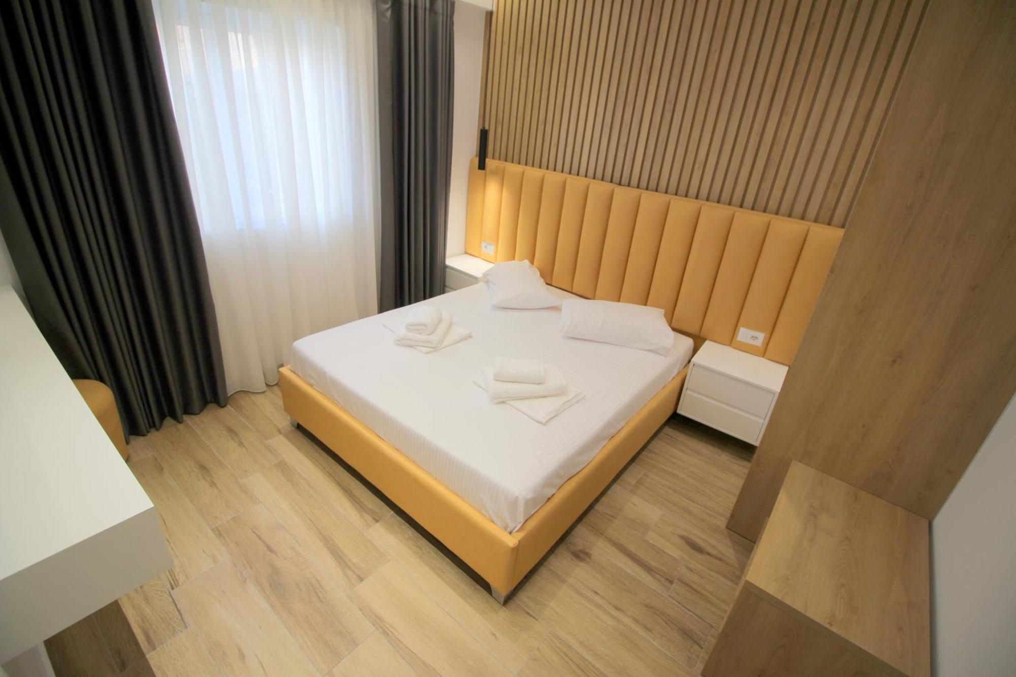 Alis Apartments Саранда Екстер'єр фото