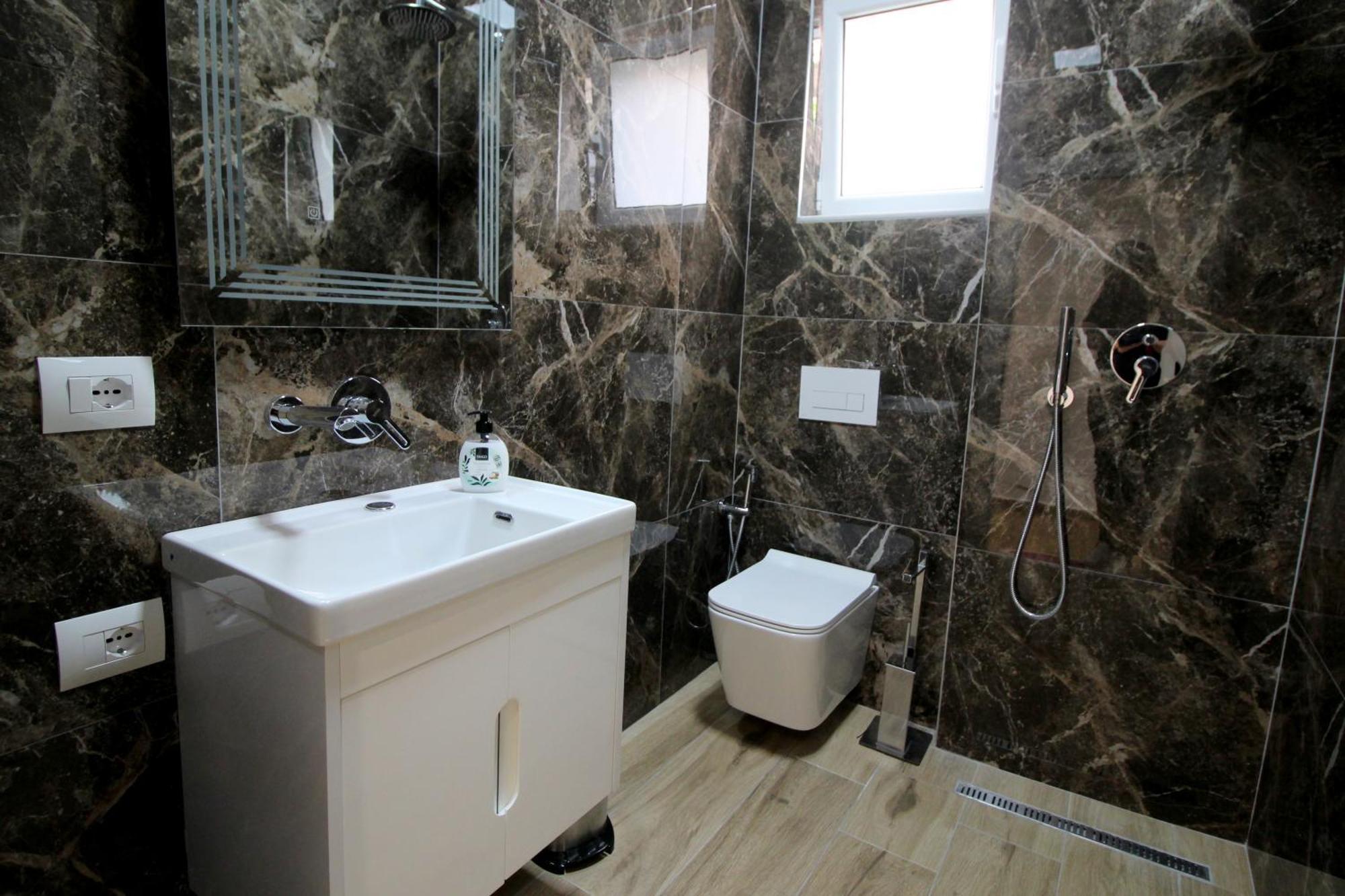 Alis Apartments Саранда Екстер'єр фото